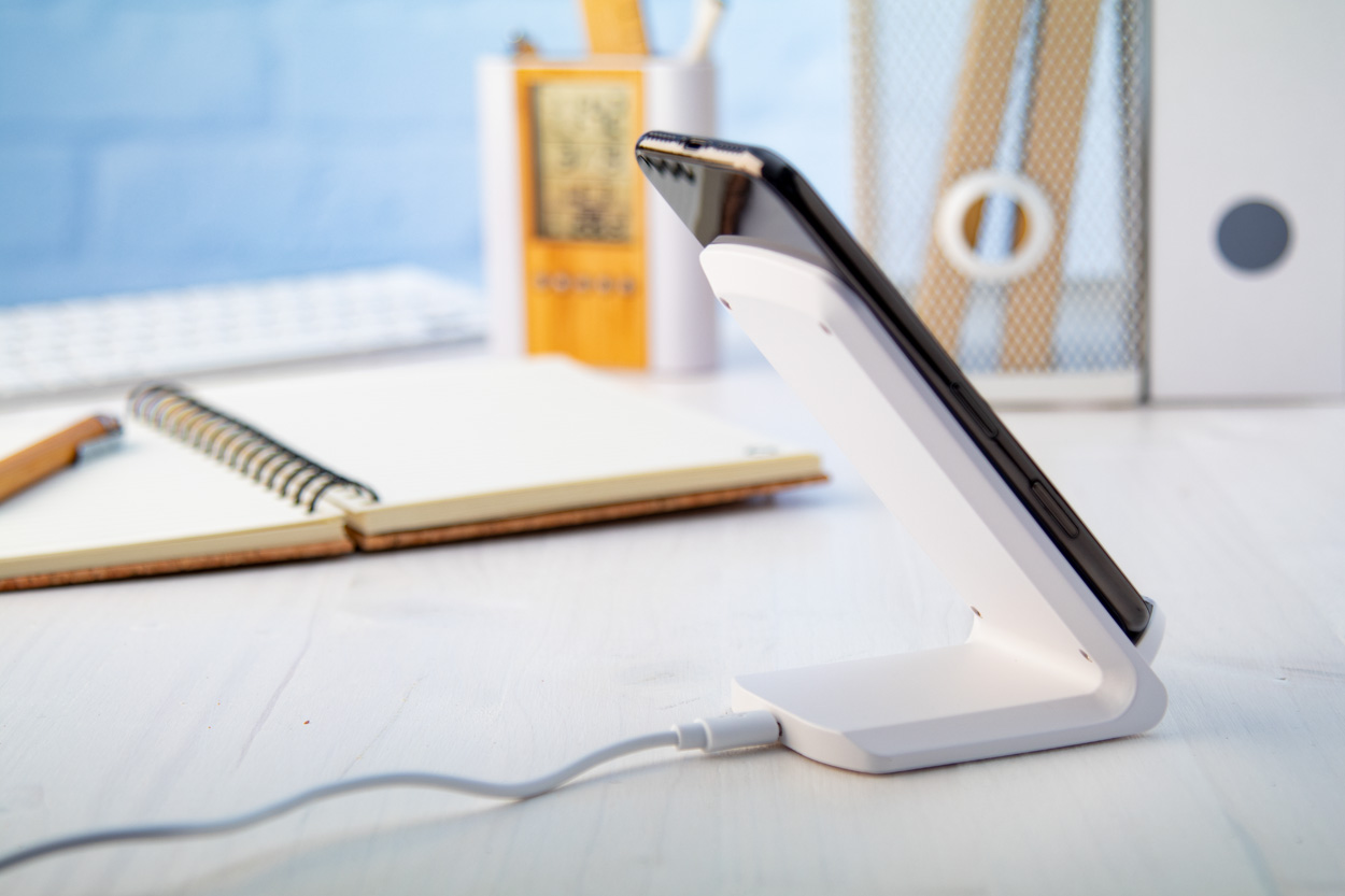 ładowarka indukcyjna / uchwyt na telefon Tarmix