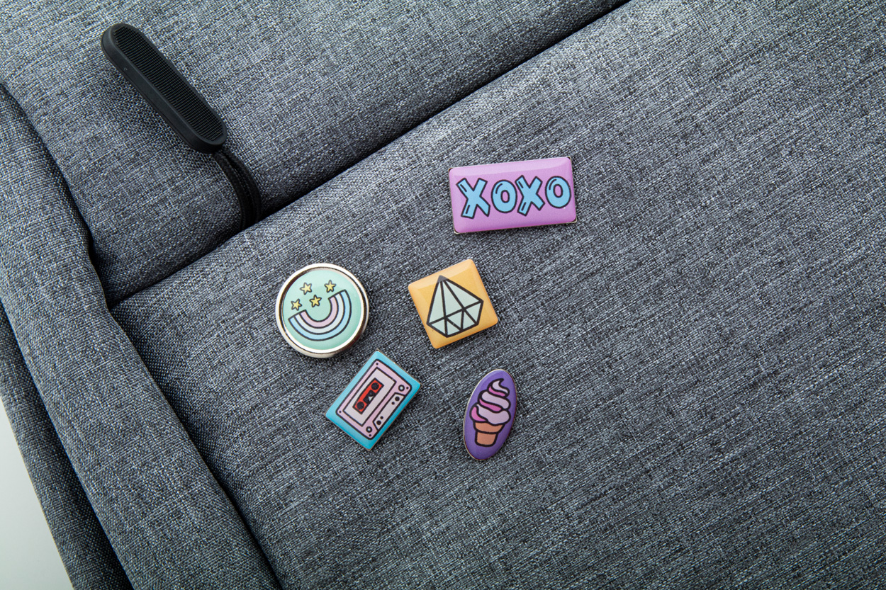 odznaka/plakietka/pins Lark