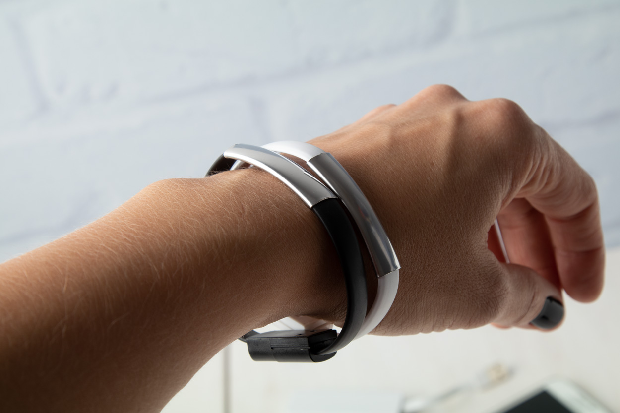 bransoletka/opaska/kabel USB Beth