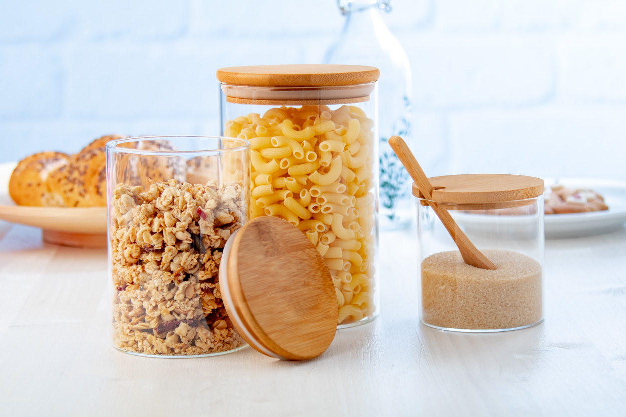 szklany słoik Momomi