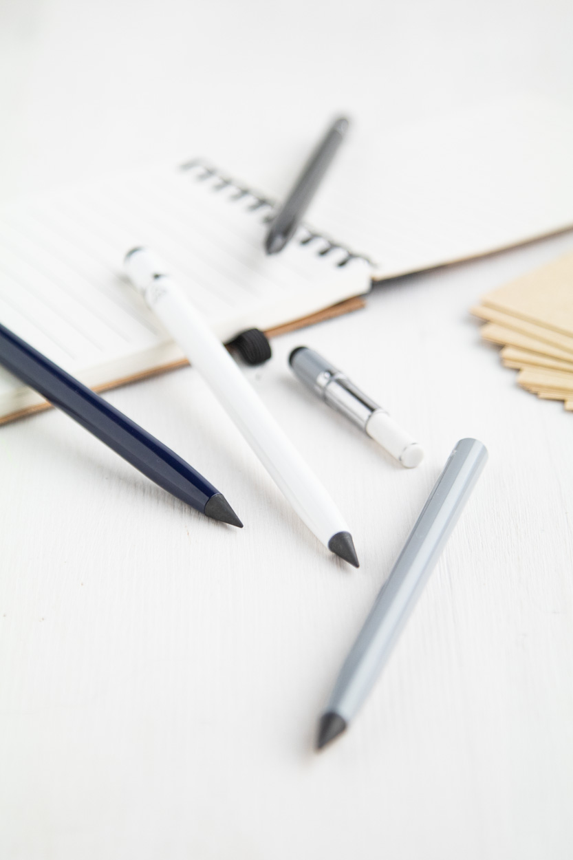 bezatramentowy długopis dotykowy Eravoid