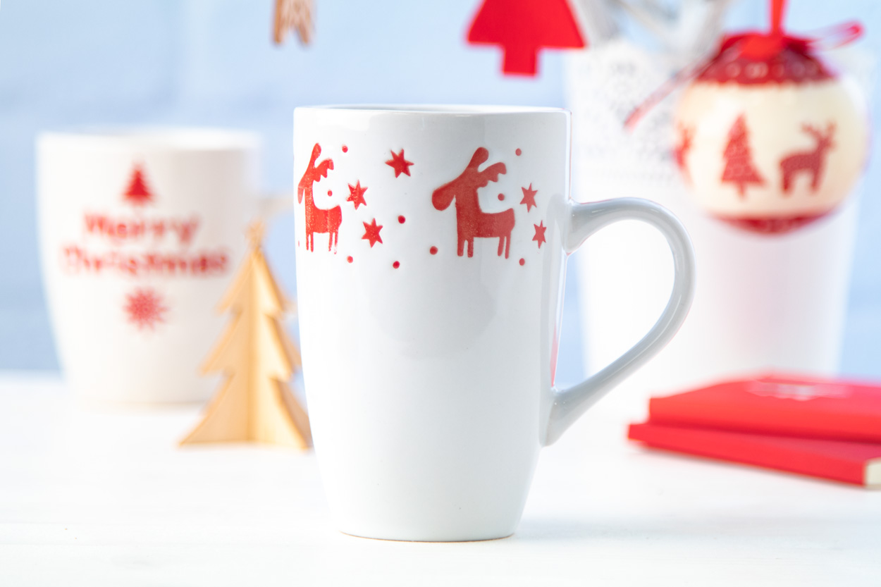 porcelanowy kubek świąteczny Lempaa