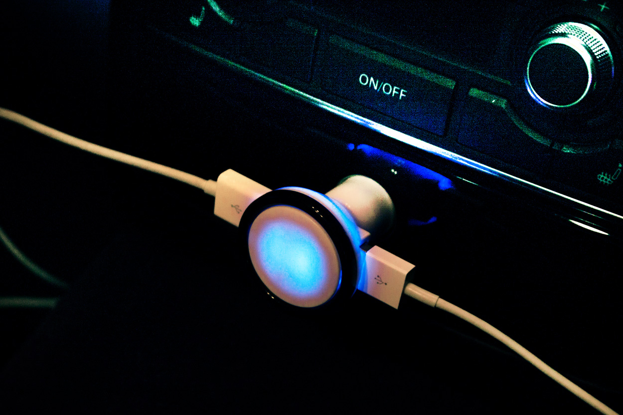 ładowarka samochodowa USB BiPower