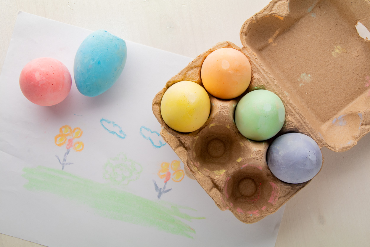 kreda w kształcie jajek Pascha